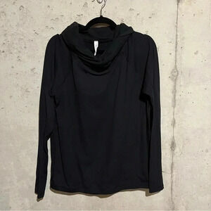 Lululemon Healthy Heart Pullover in Black Size 6
